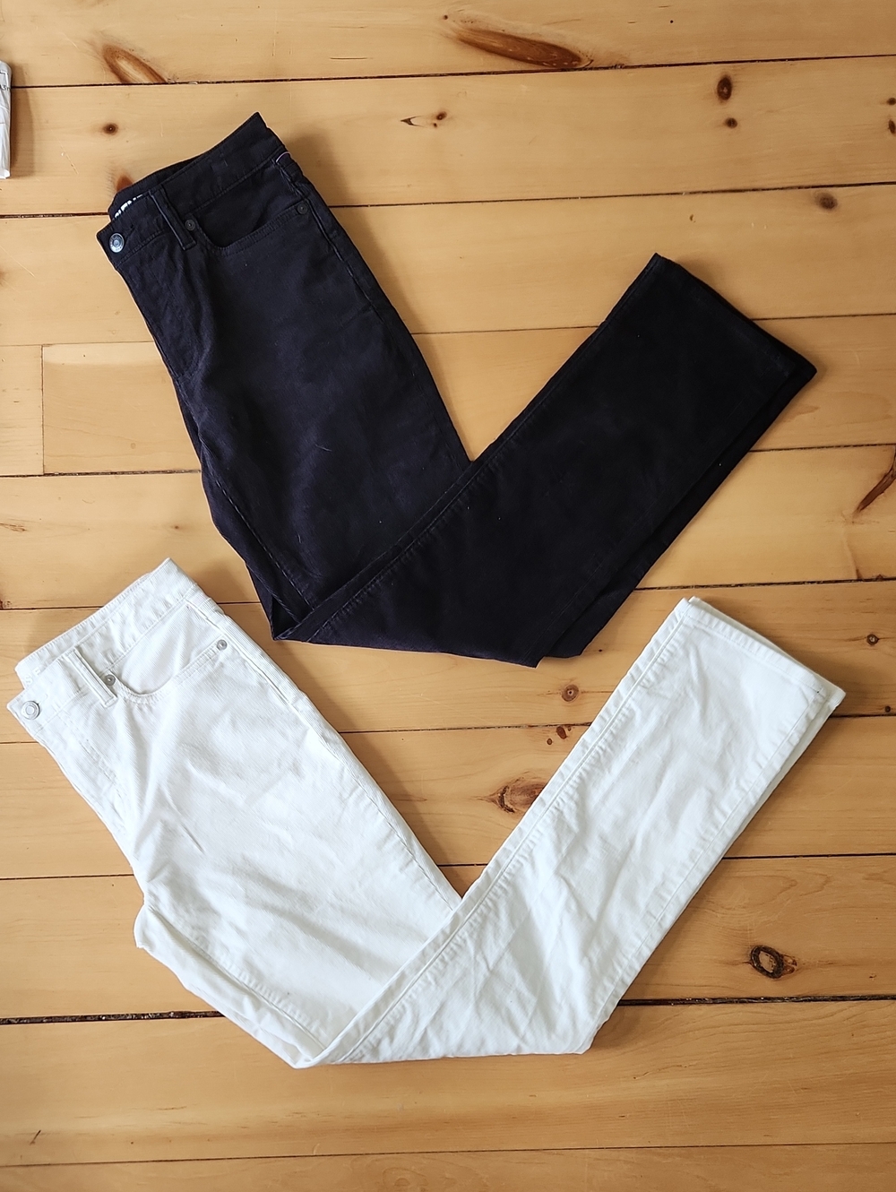 Lot Of Lands' End Women's Straight-Leg Corduroy Pants - Black and White